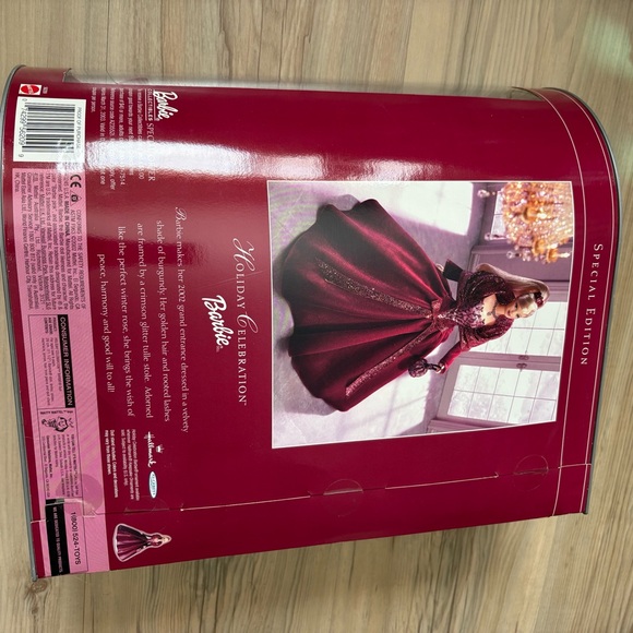 Barbie 2002 Holiday Celebration Doll - Picture 3 of 4